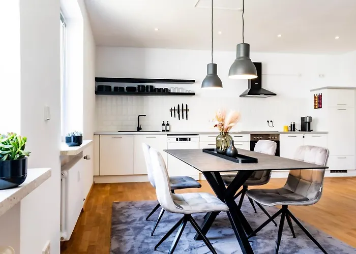 Stycoz - Modernes Loft - 80 M2 - Kueche - Parken